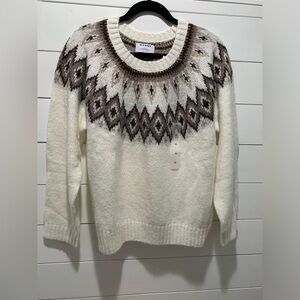 NWT, Old Navy white sweater.